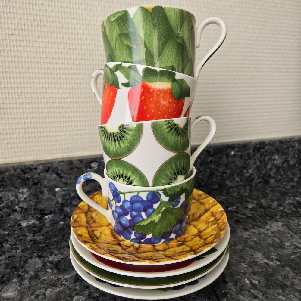 Colorful Fun Fruit Tea/Coffee cups & saucers - Set of 4